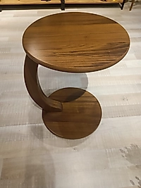 MERCAN MOBİLYA TEKERLEKLİ  AHŞAP C SEHPA