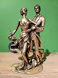 MERCAN MOBİLYA AKSESUAR, AYAKTA İKİ SEVGİLİ Polyester Dekoratif Biblo, hediyelik eşya